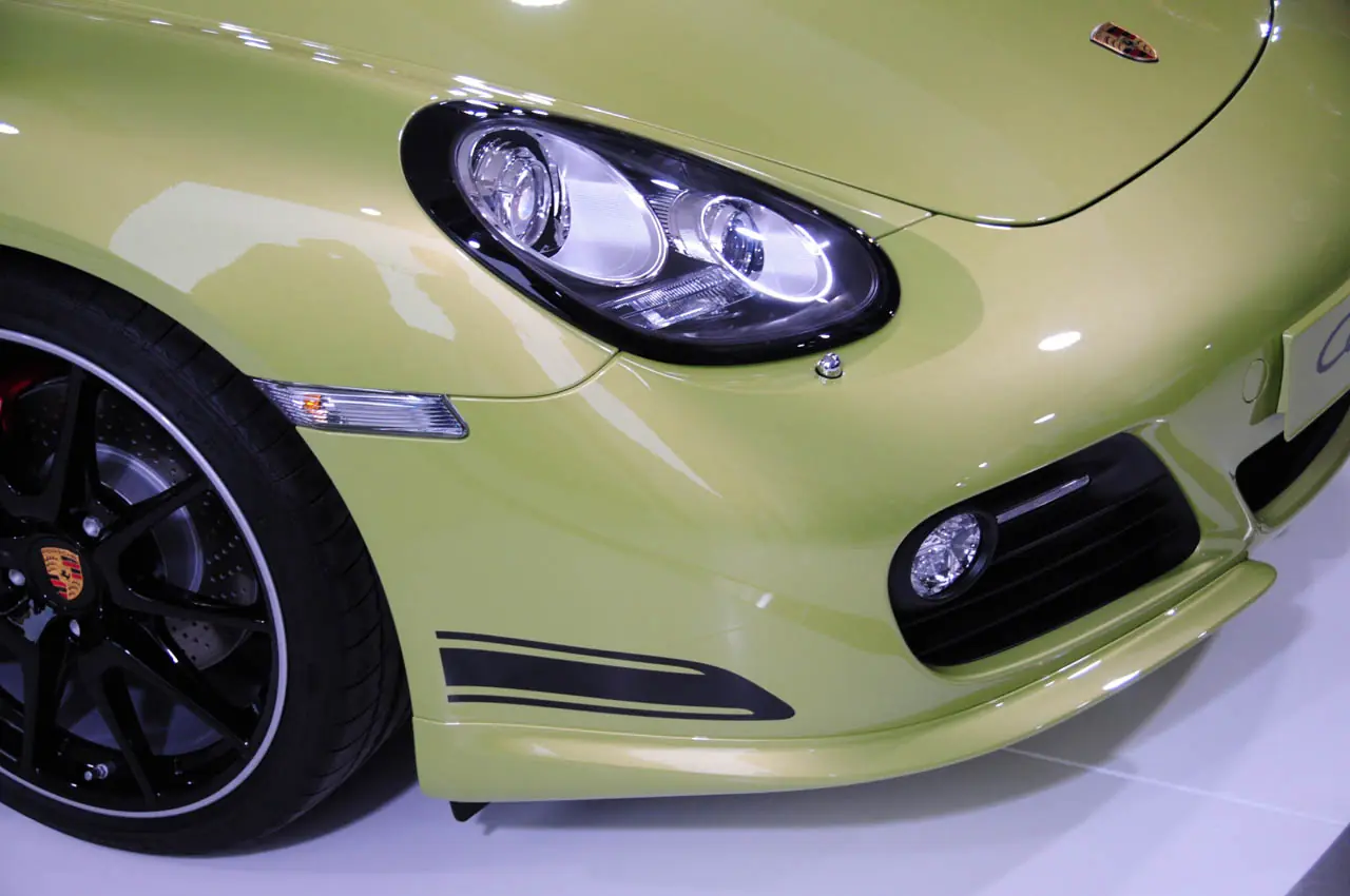 nuevo cayman r