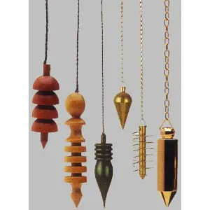 con el pendulo encotras tesoros y podes preguntarle