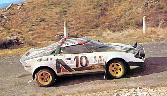 stratos
