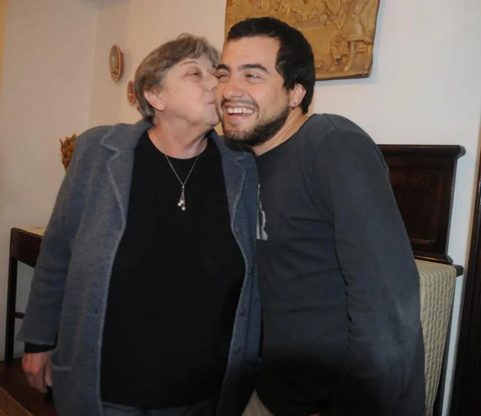 Buenas noticias ( Si vives con tus padres)