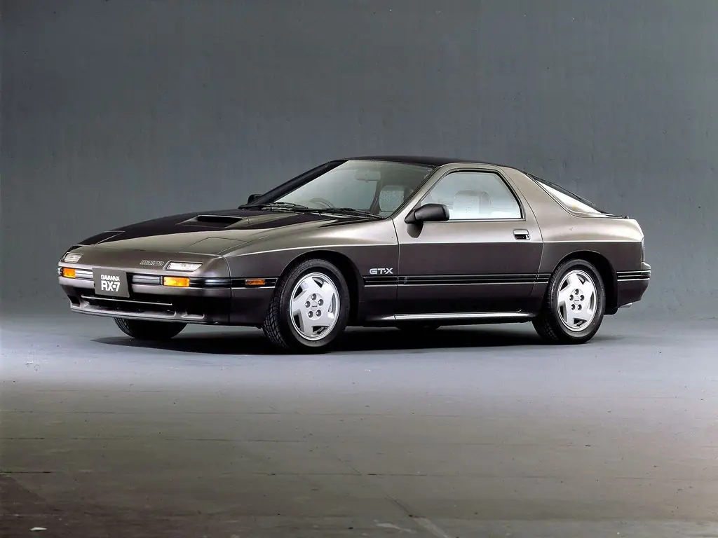 La historia del Mazda RX-7