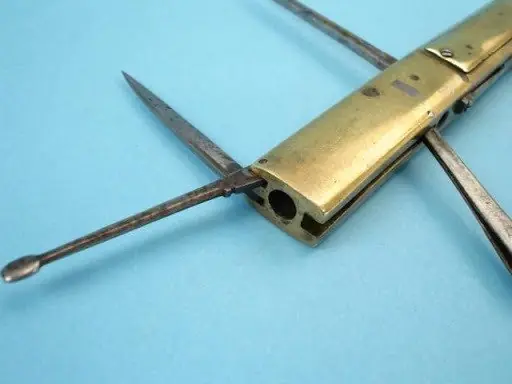 armas espias