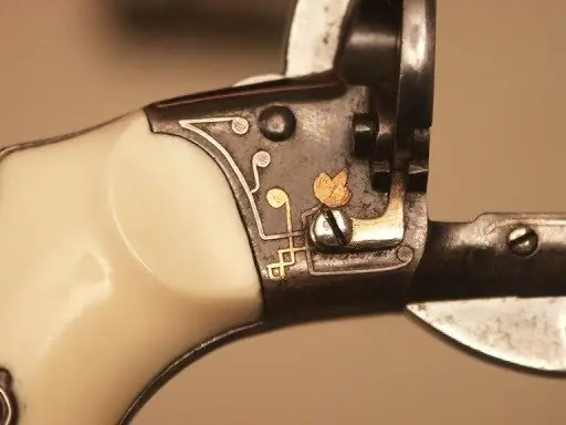 armas en miniaturas