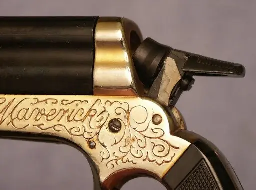 armas espias