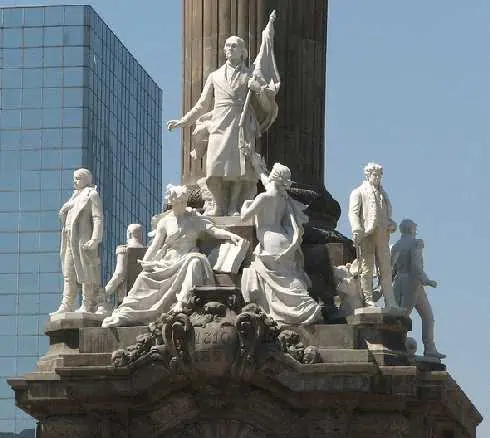 Héroes Desconocidos