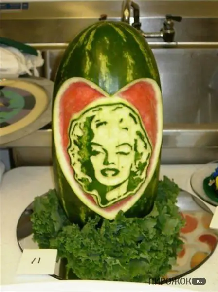 [IMG] Esculturas comestibles.-