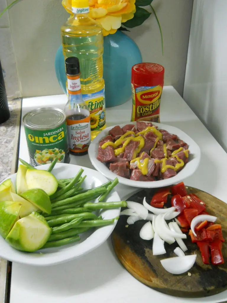 Carne guisada sencillo [ Fotos Propias]