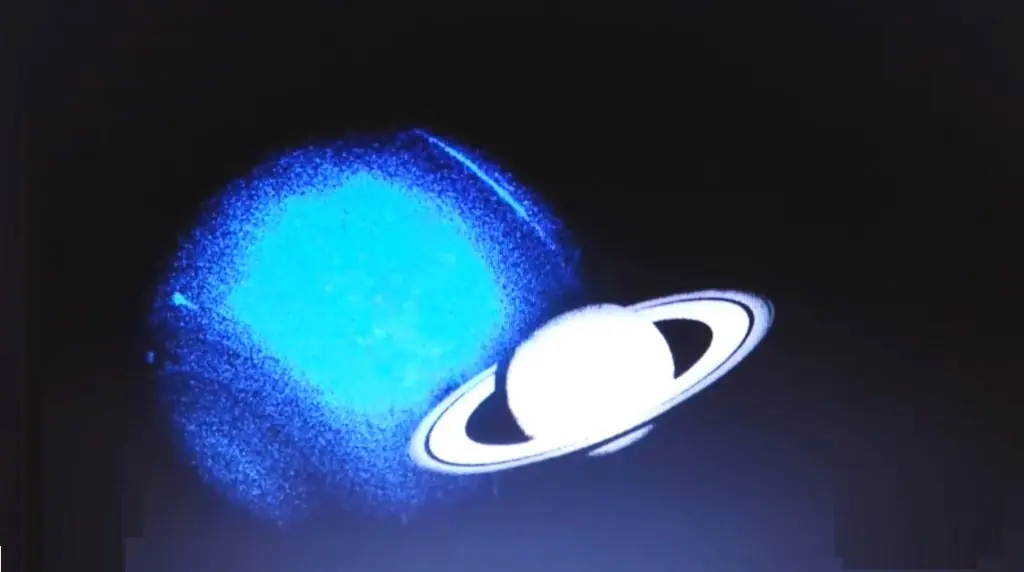 Objeto Gigante detrás de Saturno