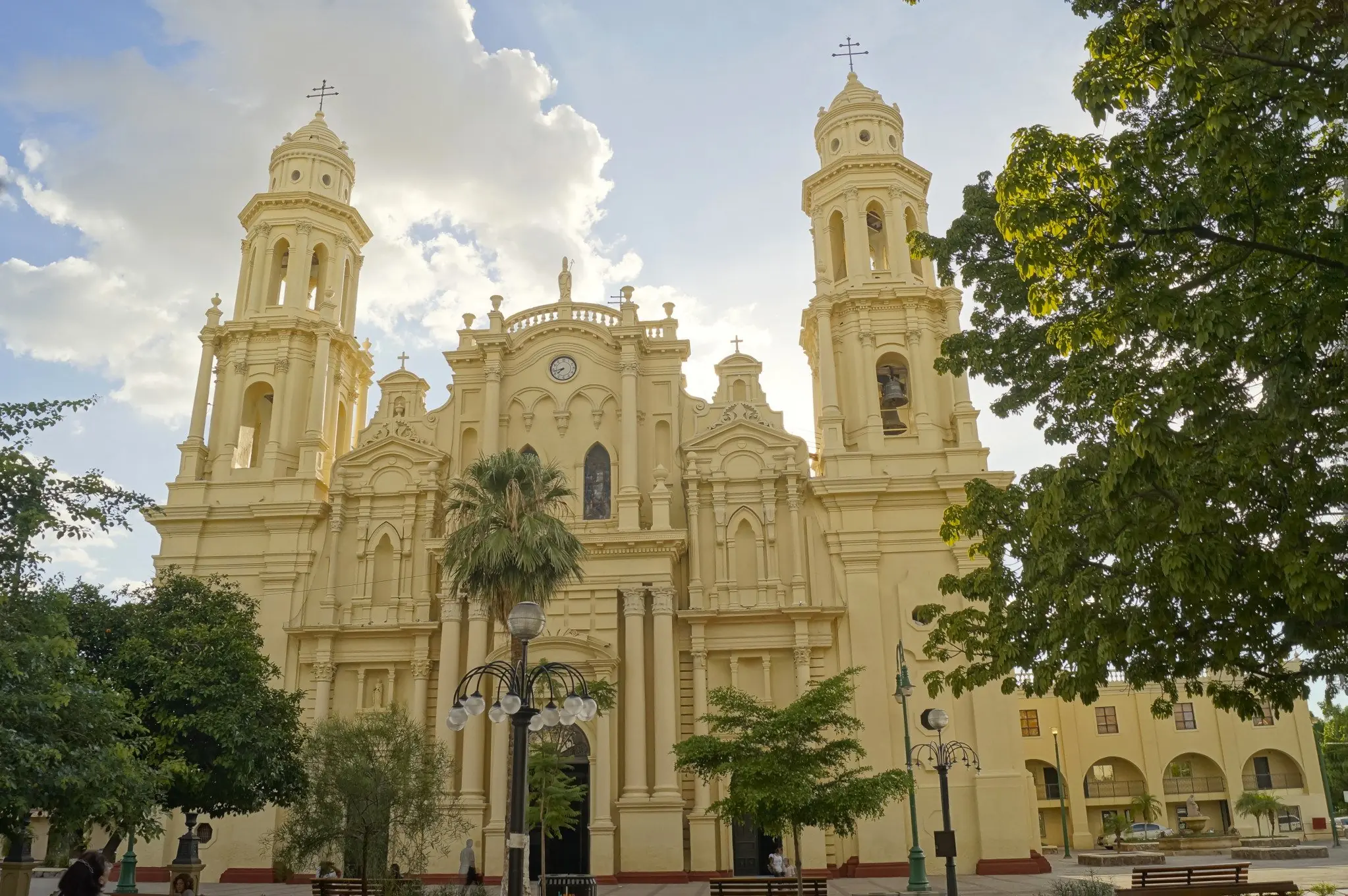 Alguien De Hermosillo, Sonora???