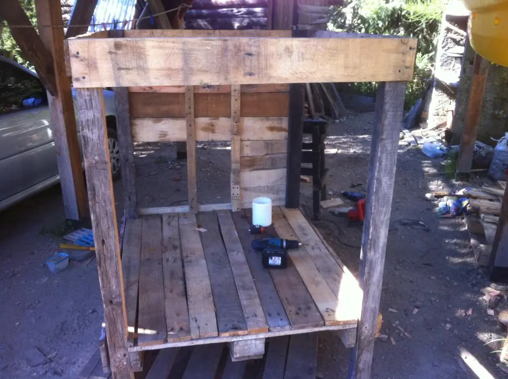 Hazlo tu mismo: Gallinero con Pallets