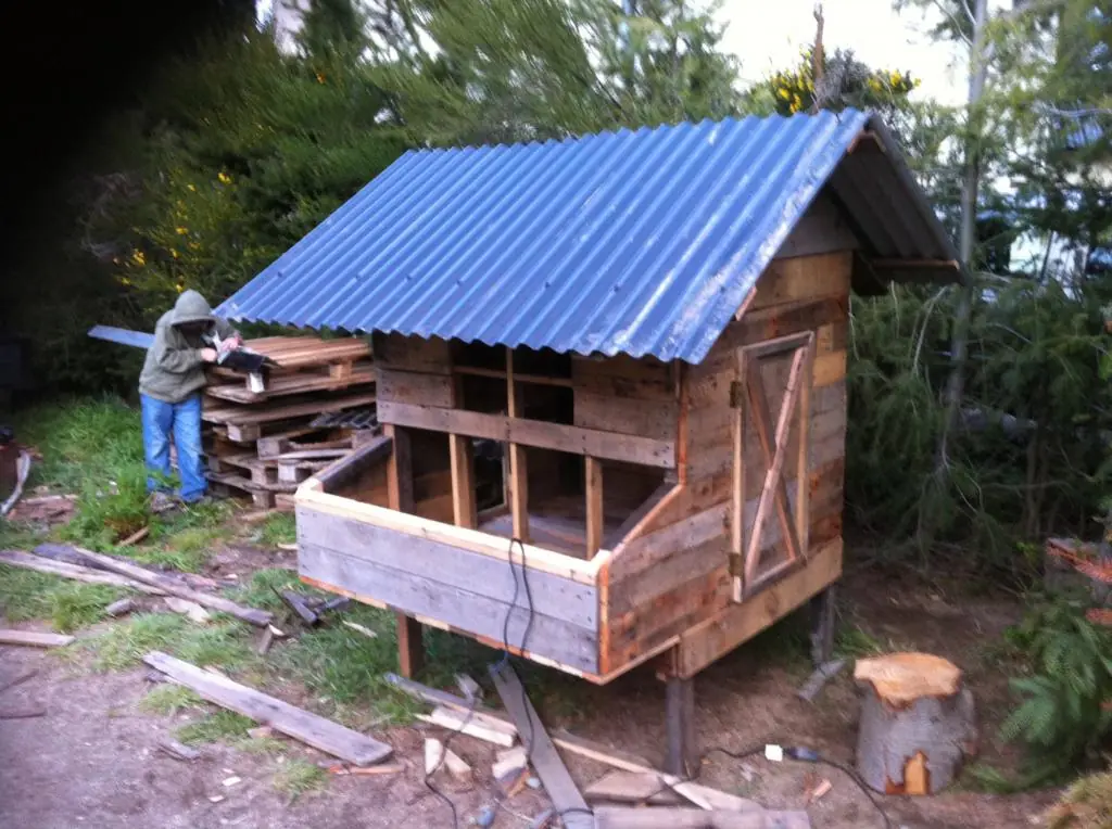 Hazlo tu mismo: Gallinero con Pallets