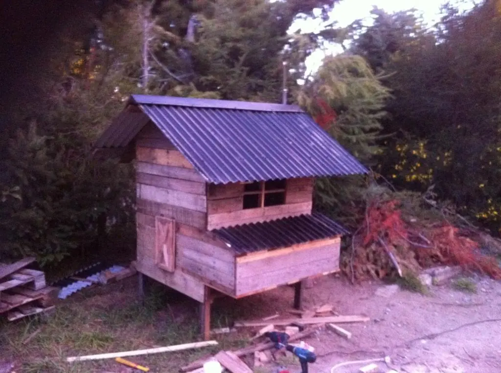 Hazlo tu mismo: Gallinero con Pallets