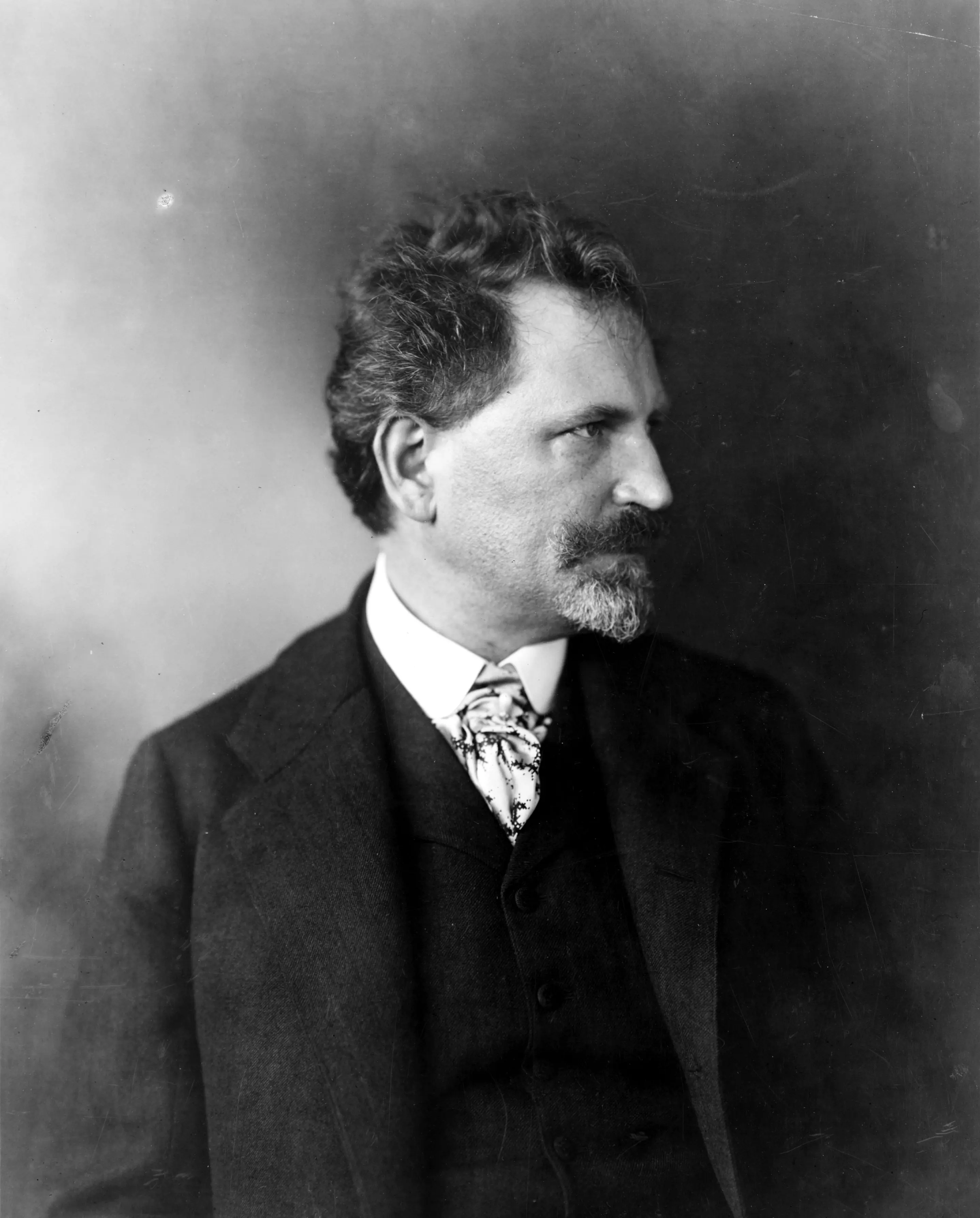Alphonse Mucha, muchas imágenes y +
