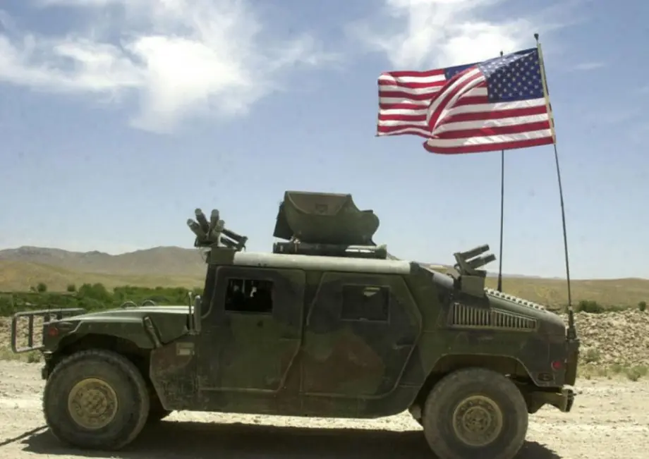 Se llama el Humvee, así que, ¿qué significa hmmwv?