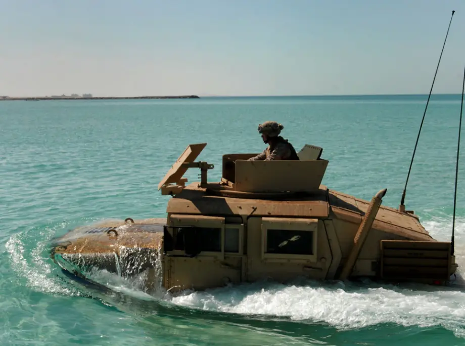 que significa HMMWV