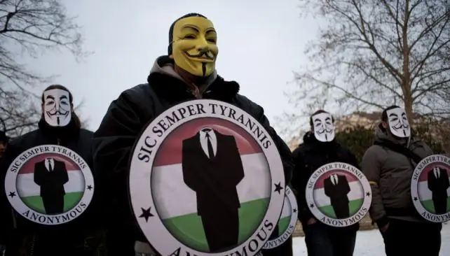 Anonymous dice que hará desaparecer Facebook