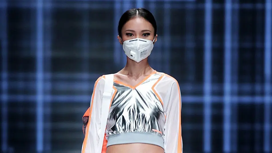 La Moda China se Inspira con la Contaminacion