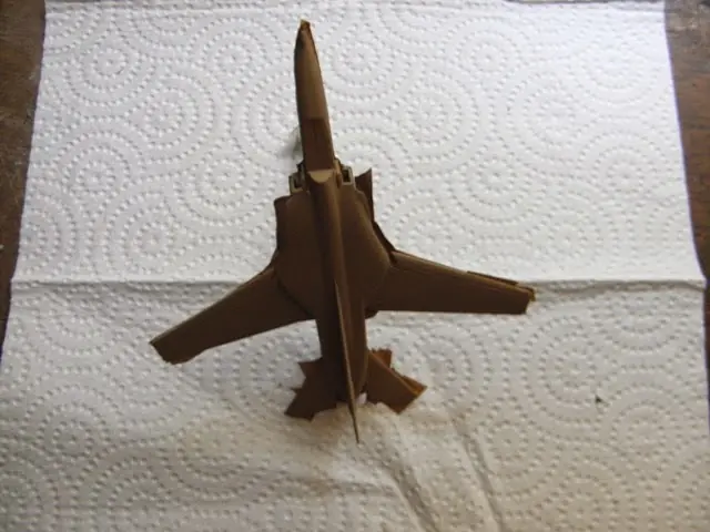 arme un mig-27 a escala 1/144
