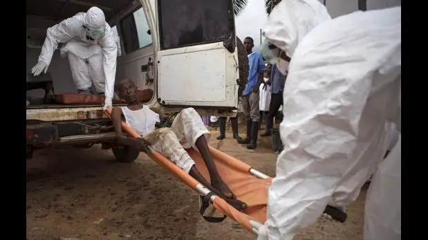 Ébola: Sierra Leona pone en cuarentena a un millón de person
