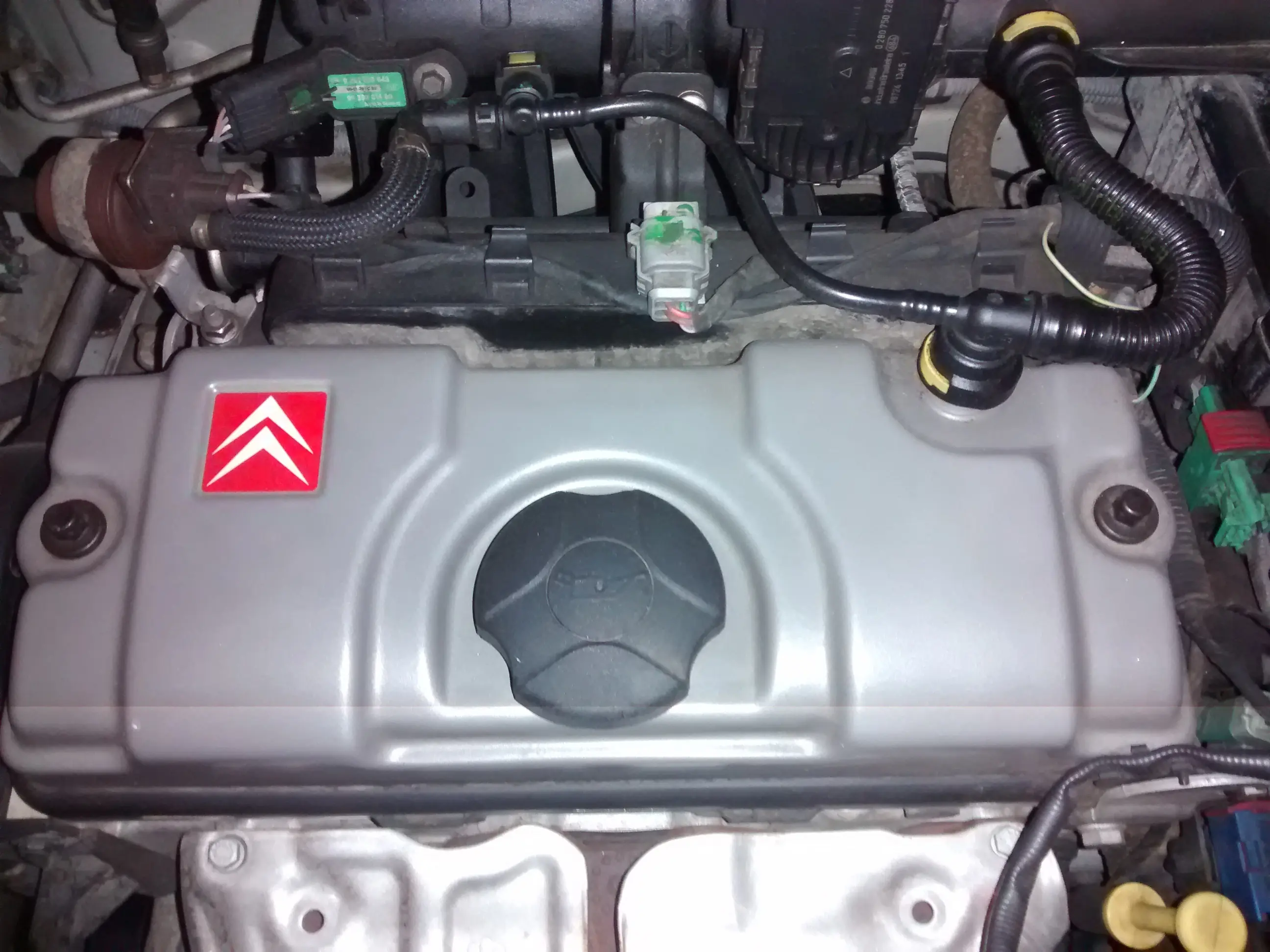 Cómo cambiar bujias a Citroen C3 1.4i
