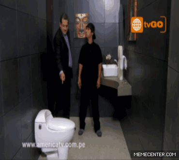 Macarni se la come, el puntito se la da