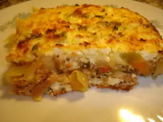 Pastel de atún, puerros y ricota