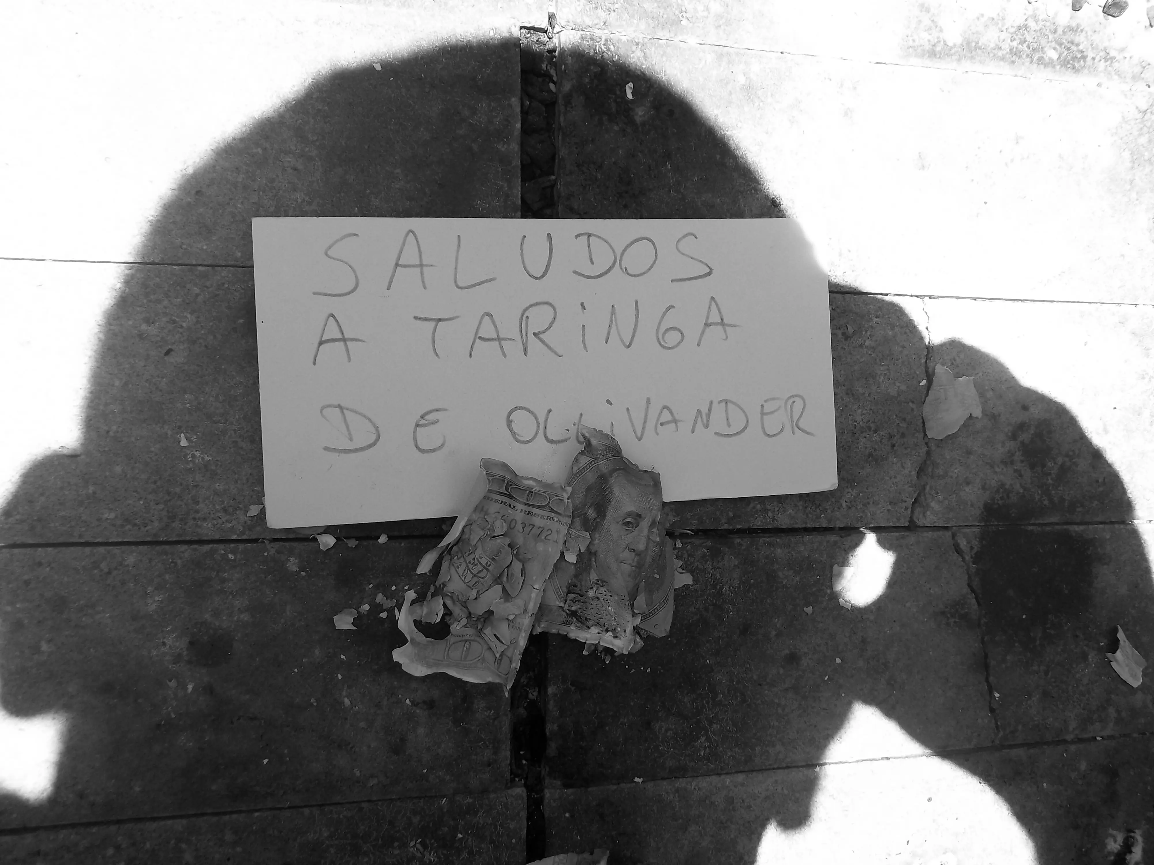 Me encajaron 100 dolares truchos, mira lo que hago!