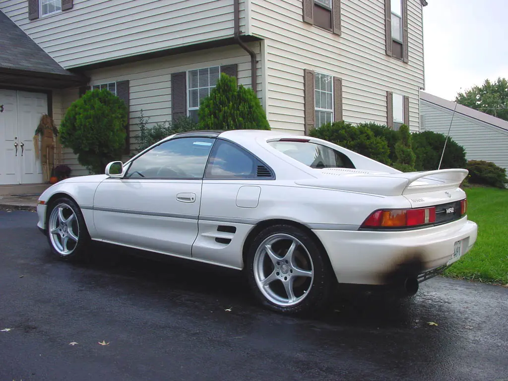 Toyota MR2