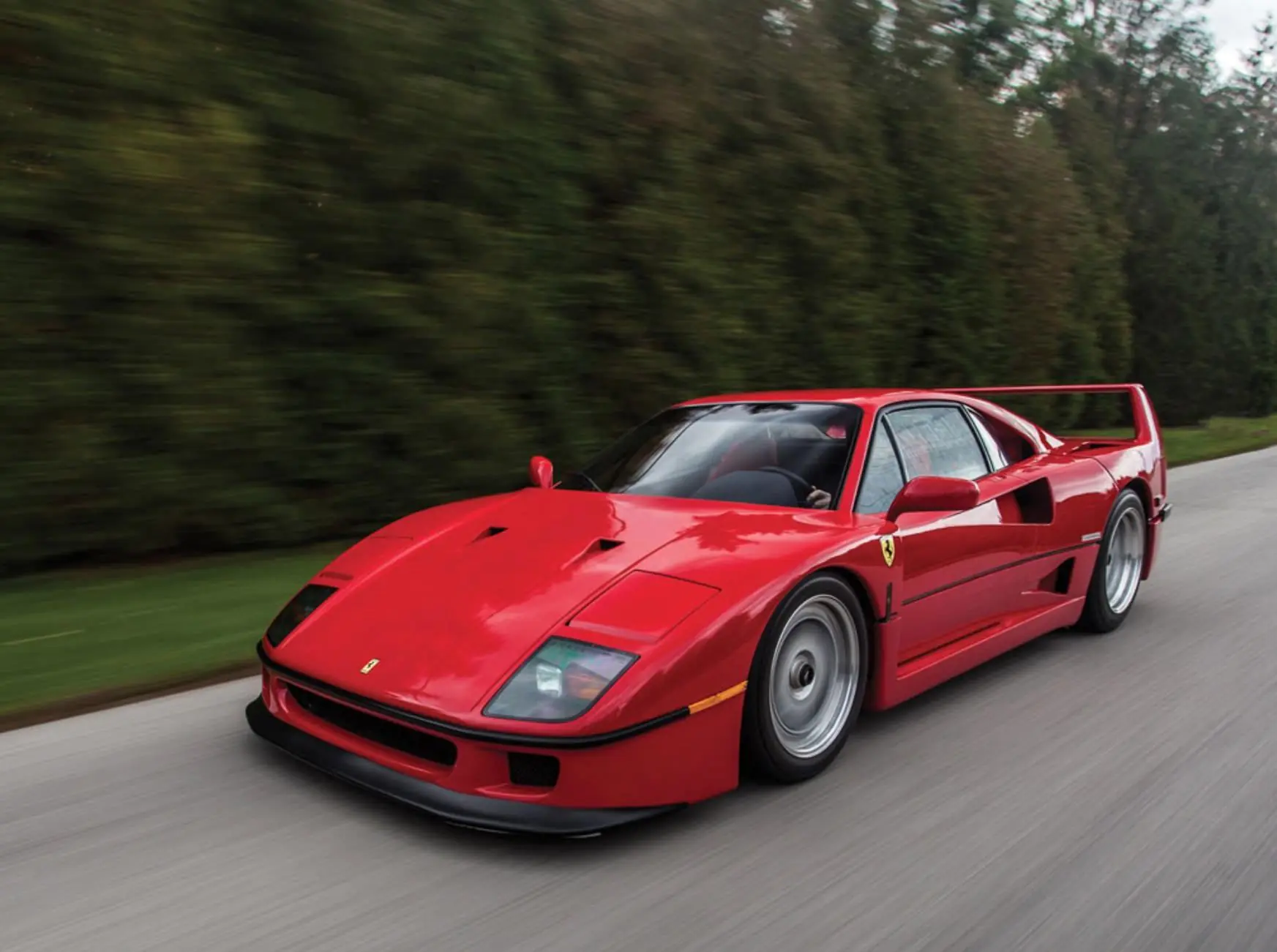 FERRARI F40