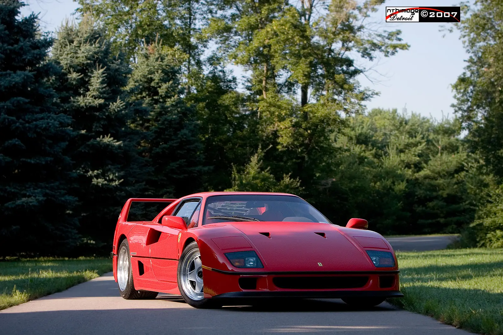 FERRARI F40