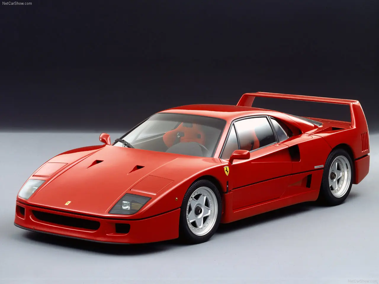 FERRARI F40