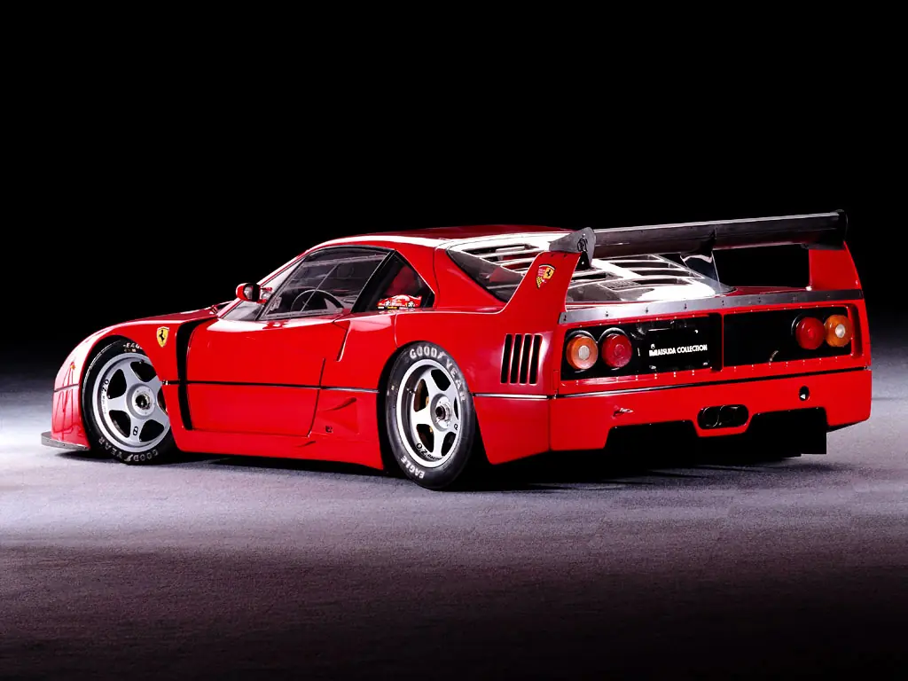 Ferrari F40 (Superdeportivo Clásico Noventero!)