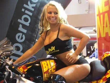 motos y mujeres