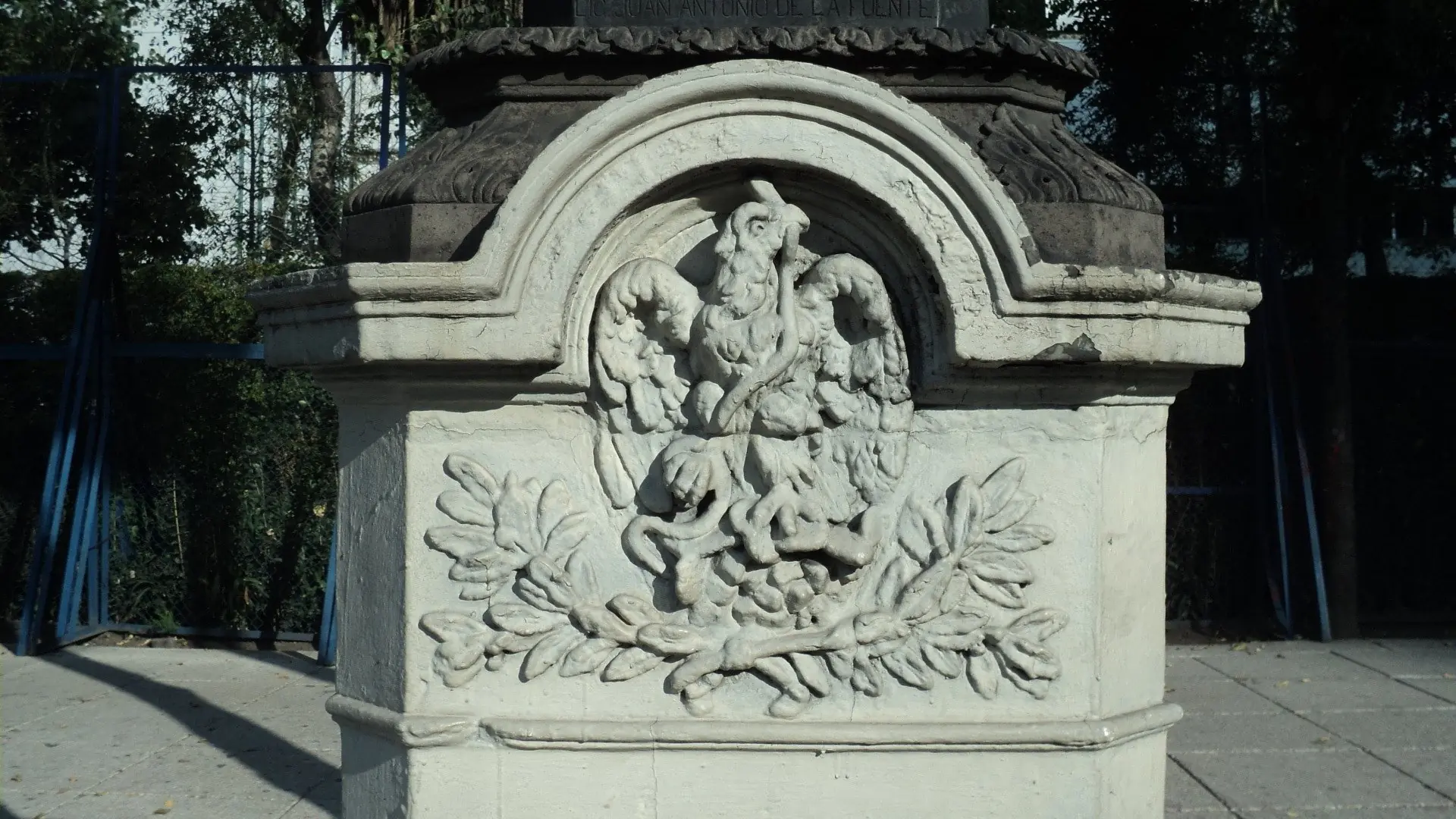 aguila y serpiente