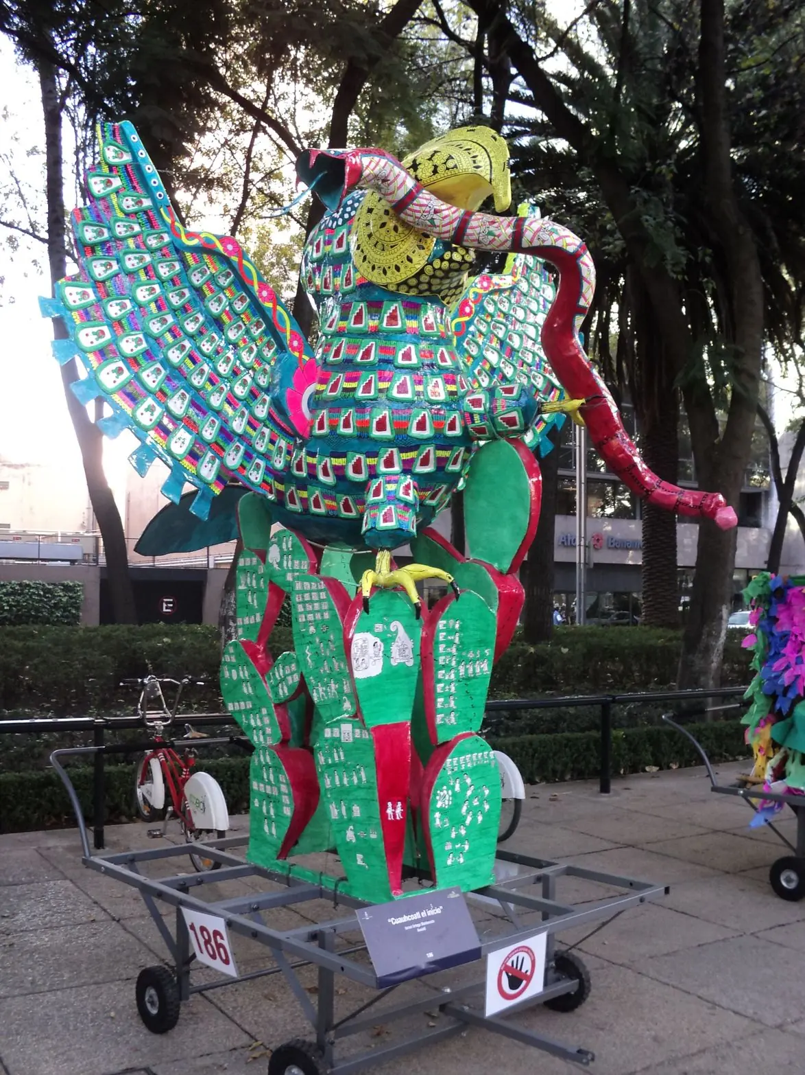 aguila y serpiente