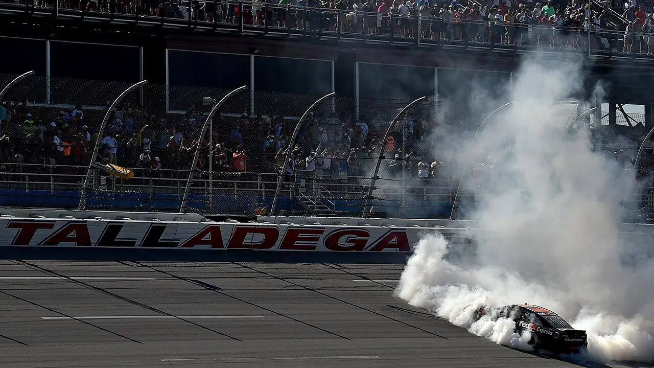 Nascar Talladega -  El 'Big One' se llevó 14 autos