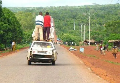 Un día normal en Africa .