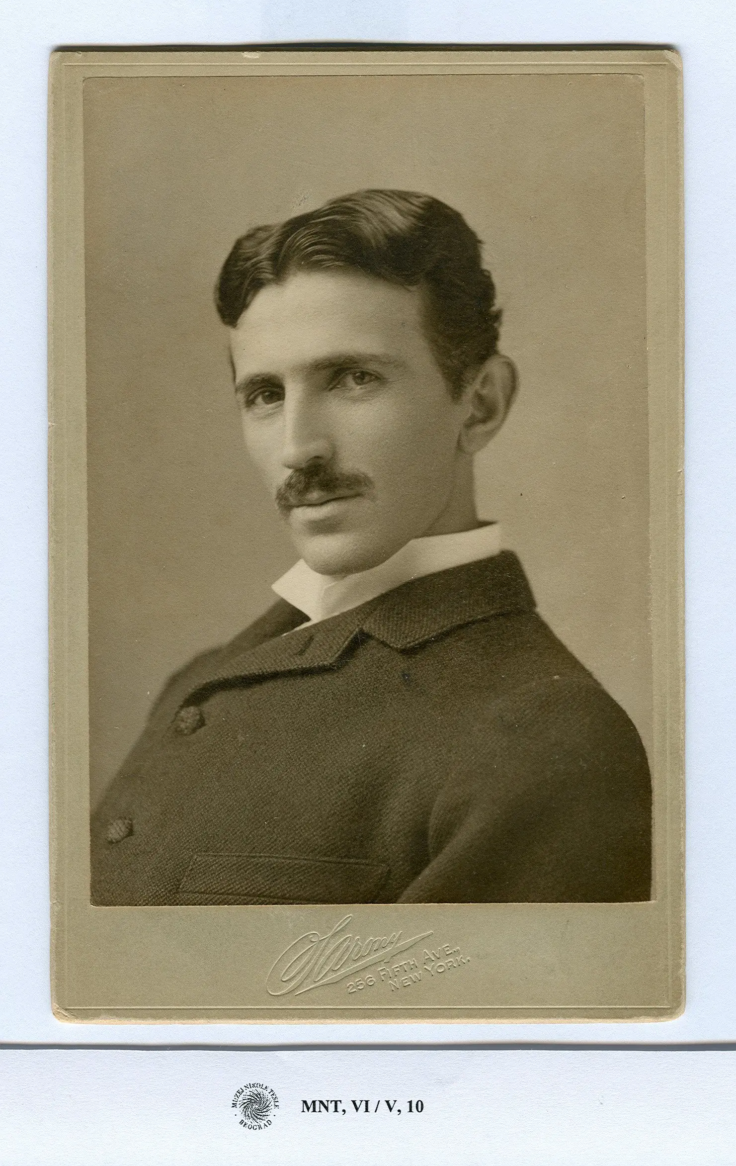 Nikola Tesla: suyo es el futuro