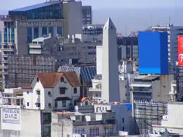 La casa misteriosa frente al Obelisco
