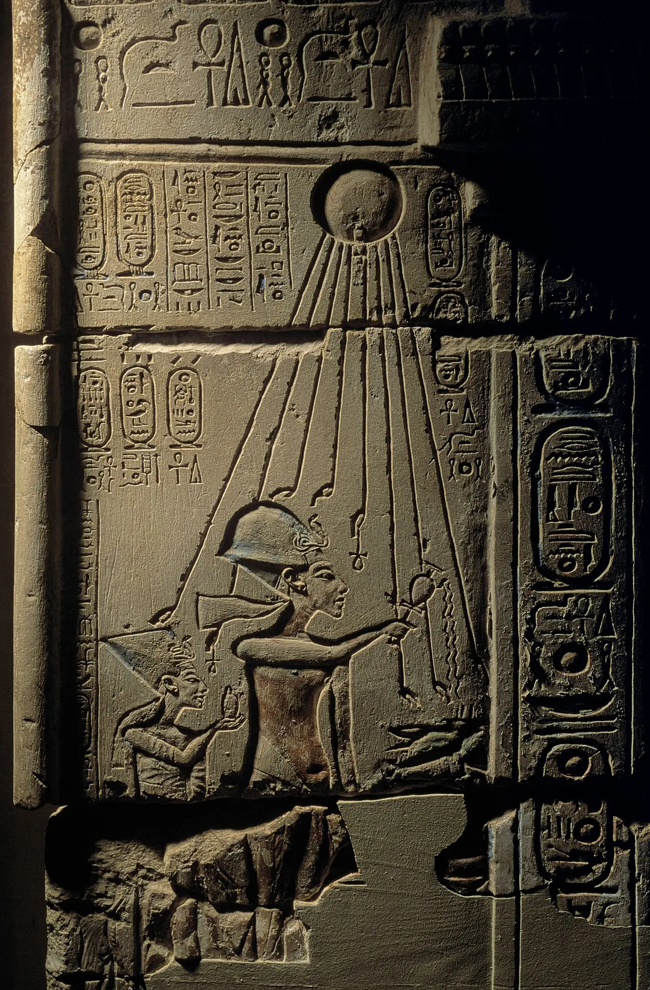 Nefertiti ~ la bella egipcia
