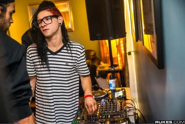 Ropa que usa Skrillex :D Parte 1