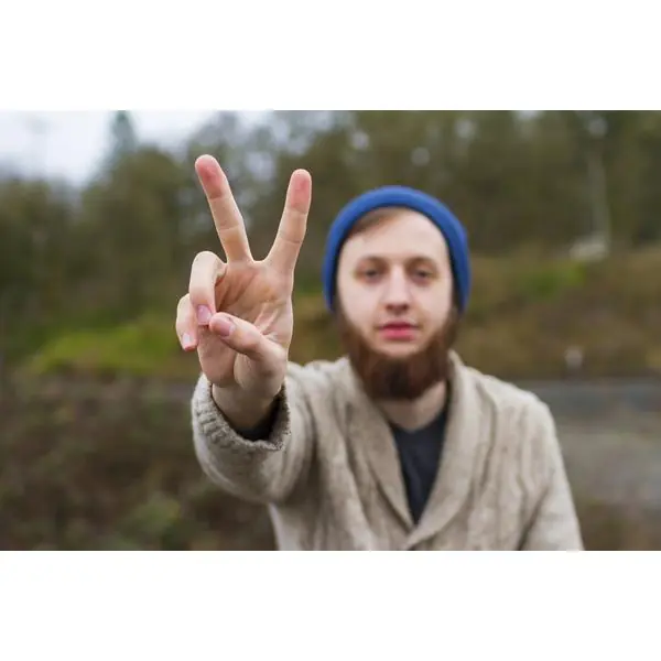 Señas o gestos en diferentes culturas.