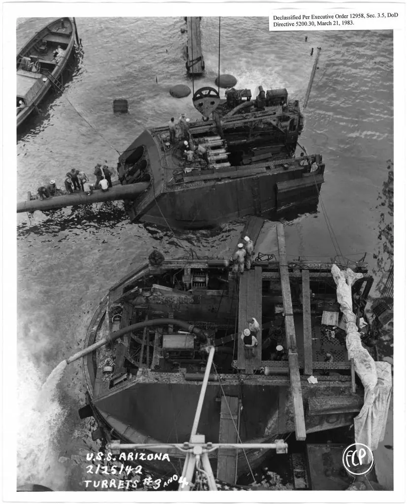 Ineditas fotos del acorazado USS Arizona en Pearl Harbour.