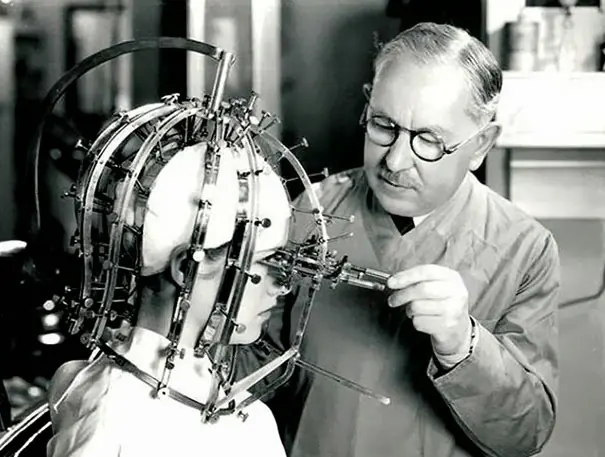 Cómo eran los procedimientos de belleza en los años 1930-40