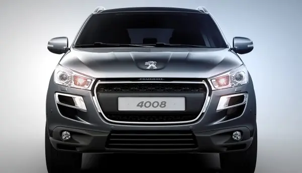 Lanzamiento: Peugeot 4008