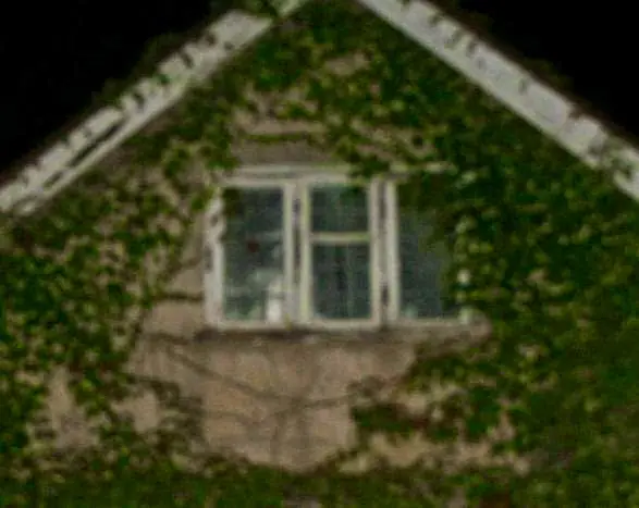 Fantasma de una Niñera Habita una Casa