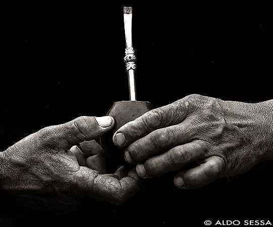 Un mate y un amor... por Lalo Mir