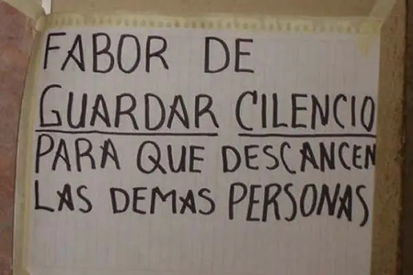 30 Personas a quienes les deben prohibir agarrar un lápiz