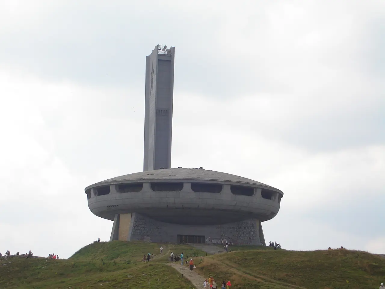 Comunismo: Monumento Buzludja