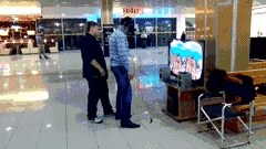 Desmintiendo el post  "¿Por qué no hay alimentos azul